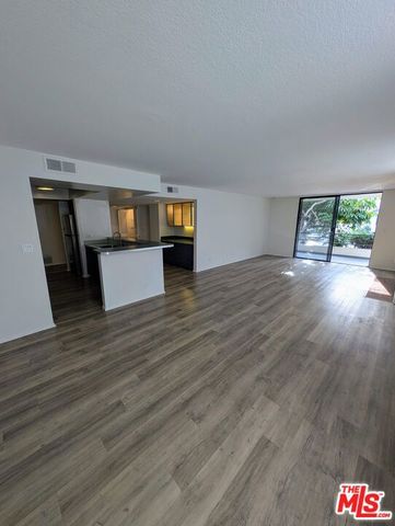 1312 S Saltair Avenue 102, Los Angeles, CA 90025