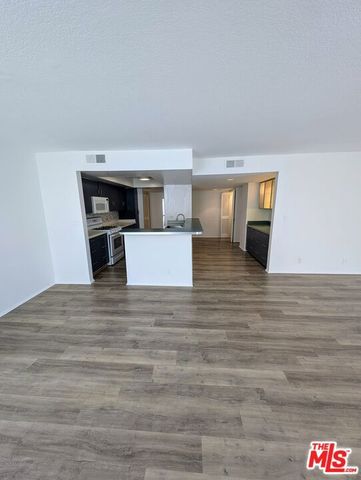 1312 S Saltair Avenue 102, Los Angeles, CA 90025