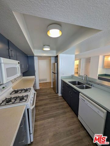 1312 S Saltair Avenue 102, Los Angeles, CA 90025