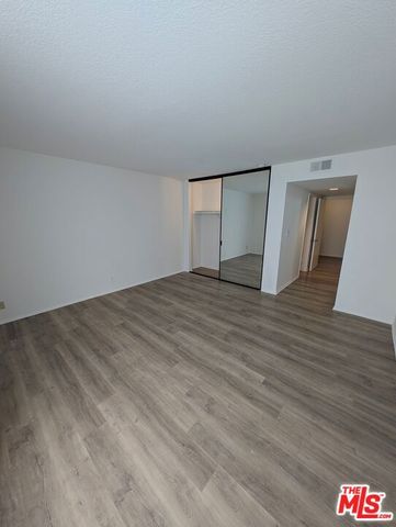 1312 S Saltair Avenue 102, Los Angeles, CA 90025