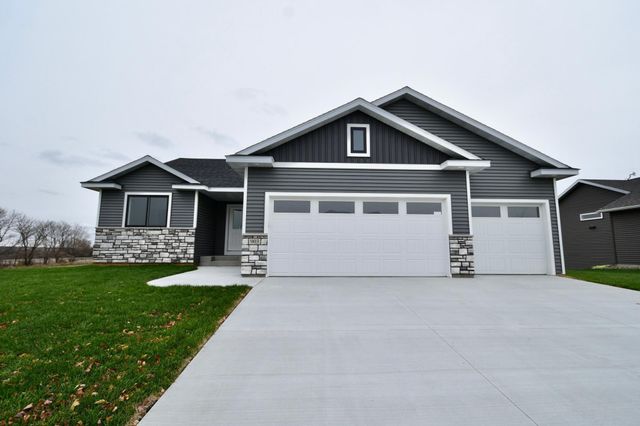 903 7th Avenue, Wanamingo, MN 55983