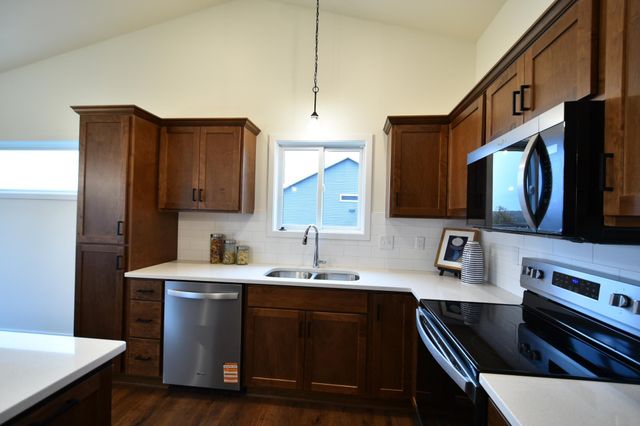 903 7th Avenue, Wanamingo, MN 55983