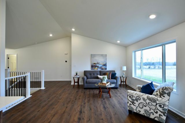 903 7th Avenue, Wanamingo, MN 55983