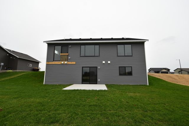 903 7th Avenue, Wanamingo, MN 55983