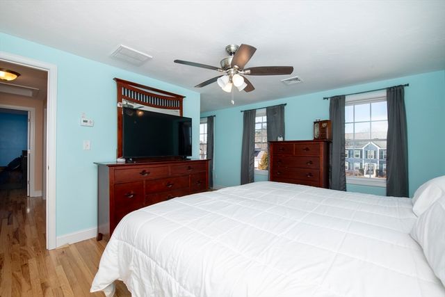 42 Arbor Ridge, Plymouth, MA 02360