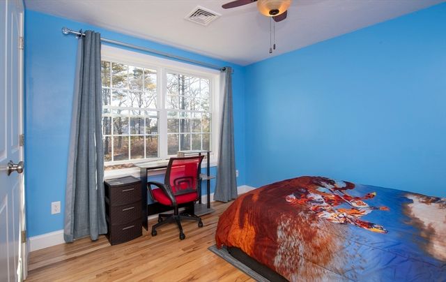 42 Arbor Ridge, Plymouth, MA 02360