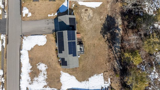 42 Arbor Ridge, Plymouth, MA 02360