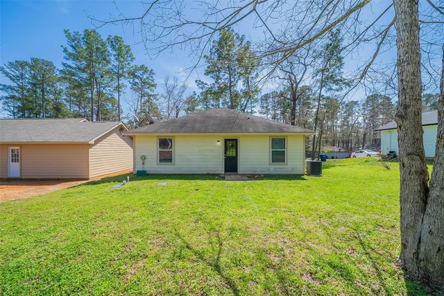 10733 Royal York Drive, Conroe, TX 77303