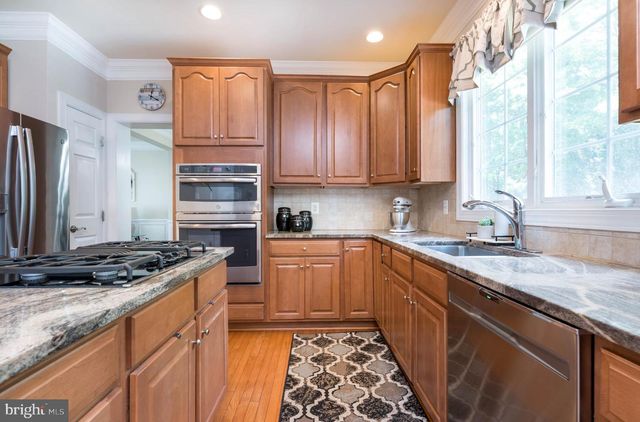 5359 YORKTOWN RUN CT, Haymarket, VA 20169