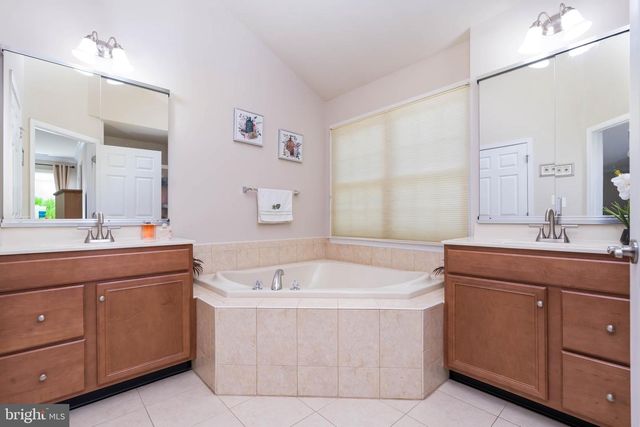 5359 YORKTOWN RUN CT, Haymarket, VA 20169