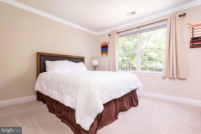 5359 YORKTOWN RUN CT, Haymarket, VA 20169