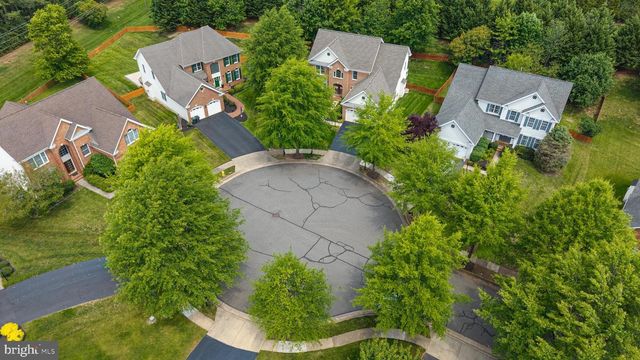 5359 YORKTOWN RUN CT, Haymarket, VA 20169