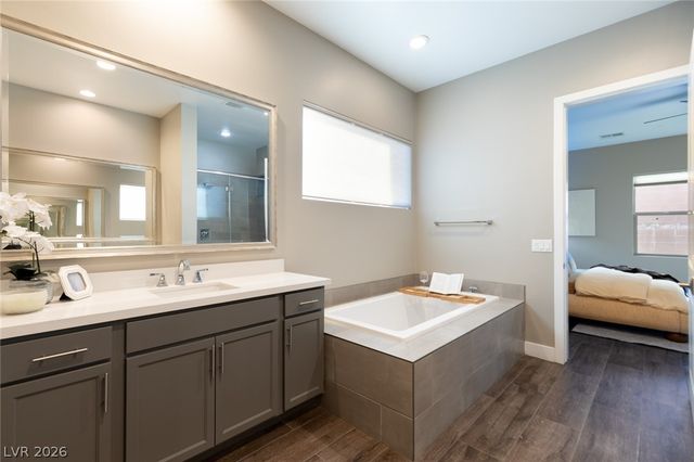 6845 Stellar Wind Street, Las Vegas, NV 89135