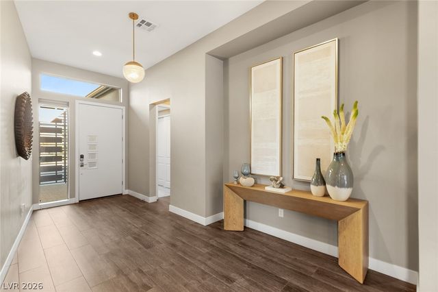 6845 Stellar Wind Street, Las Vegas, NV 89135