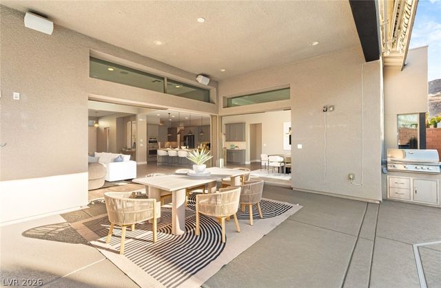 6845 Stellar Wind Street, Las Vegas, NV 89135