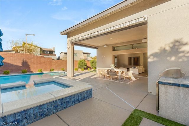 6845 Stellar Wind Street, Las Vegas, NV 89135