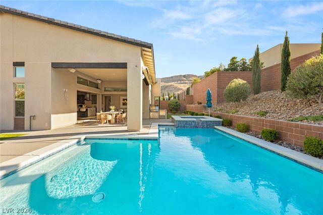 6845 Stellar Wind Street, Las Vegas, NV 89135