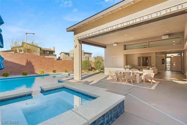 6845 Stellar Wind Street, Las Vegas, NV 89135