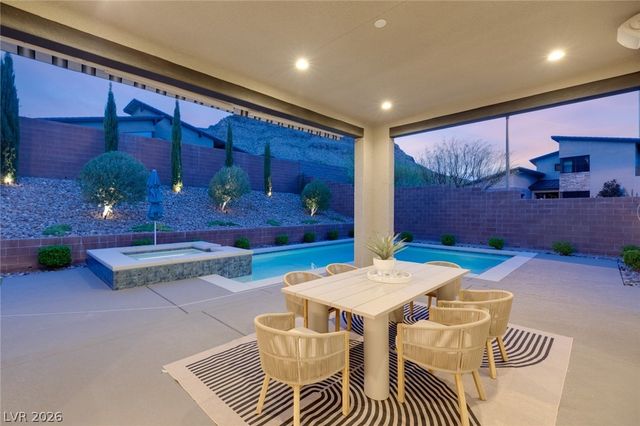 6845 Stellar Wind Street, Las Vegas, NV 89135