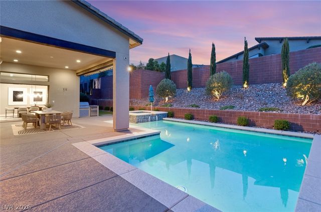 6845 Stellar Wind Street, Las Vegas, NV 89135