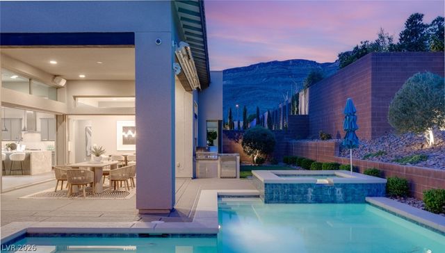 6845 Stellar Wind Street, Las Vegas, NV 89135