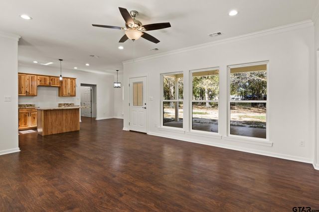 1339 Hwy 67, Mt Vernon, TX 75457