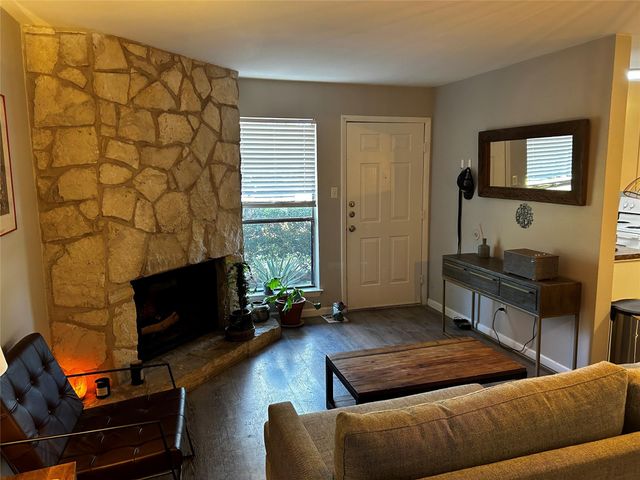 4307 S 1st ST 108, Austin, TX 78745