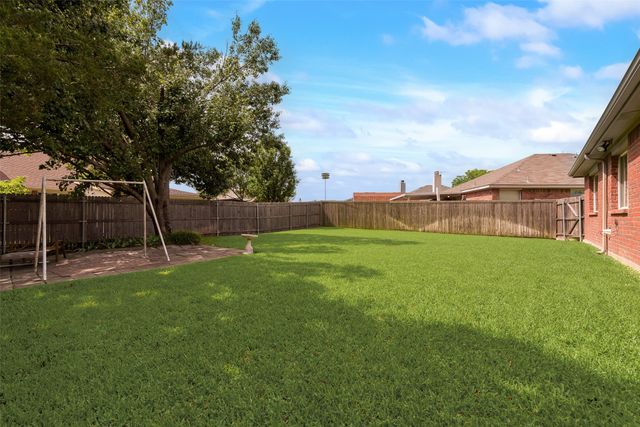 105 Windsor Drive, Forney, TX 75126