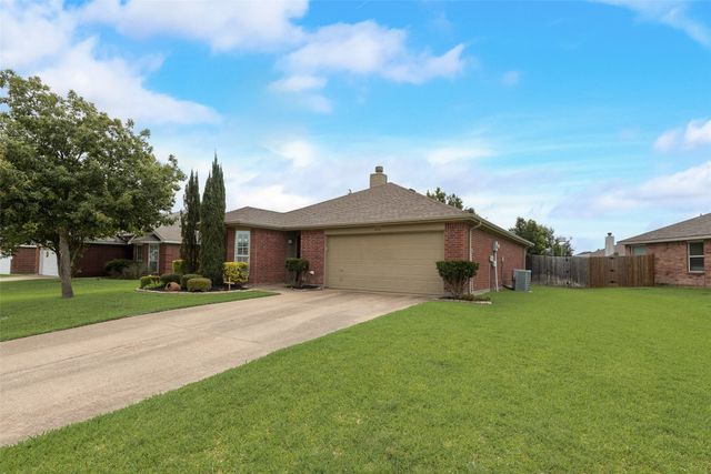 105 Windsor Drive, Forney, TX 75126