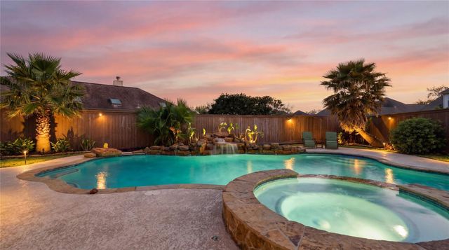 3910 Leanett Way Court, Pearland, TX 77584