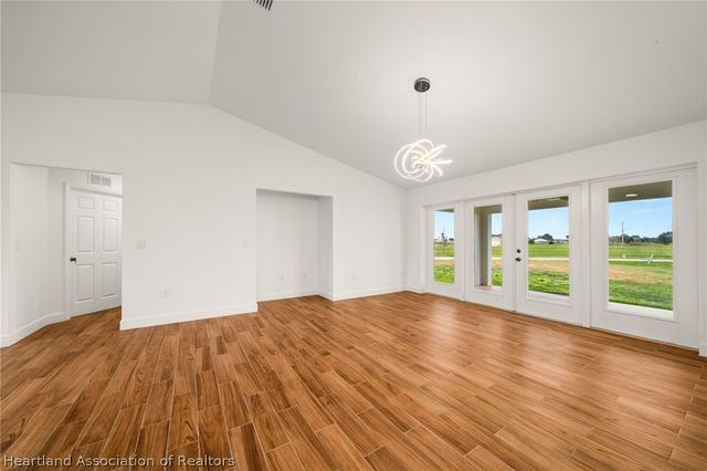 6724 Heavitree Drive, Sebring, FL 33876