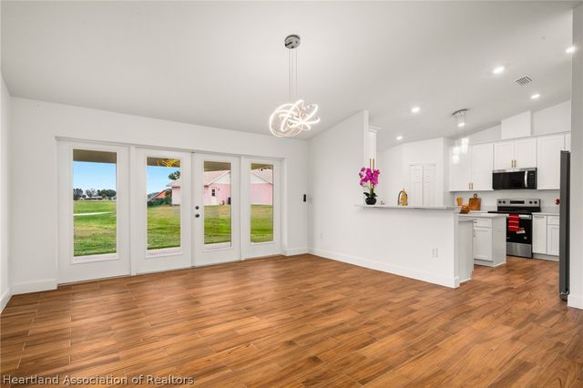 6724 Heavitree Drive, Sebring, FL 33876