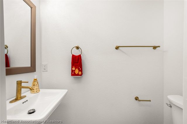 6724 Heavitree Drive, Sebring, FL 33876