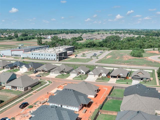 4901 Misty Wood Lane, Mustang, OK 73064