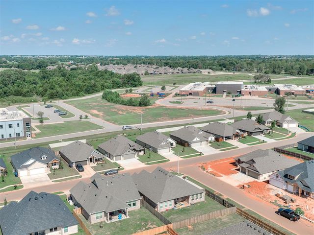 4901 Misty Wood Lane, Mustang, OK 73064