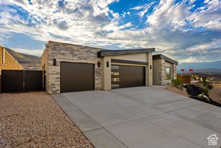 580 S 1800 W #16, Hurricane, UT 84737