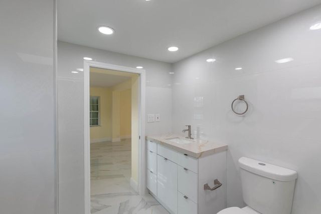 405 NE 24th Avenue, Pompano Beach, FL 33062