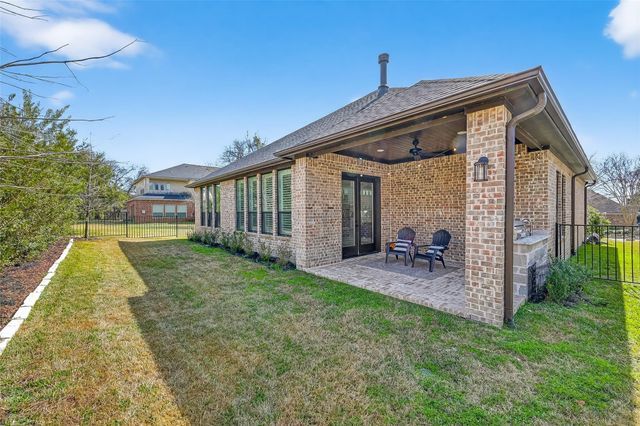 87 Waterford Way, Montgomery, TX 77356