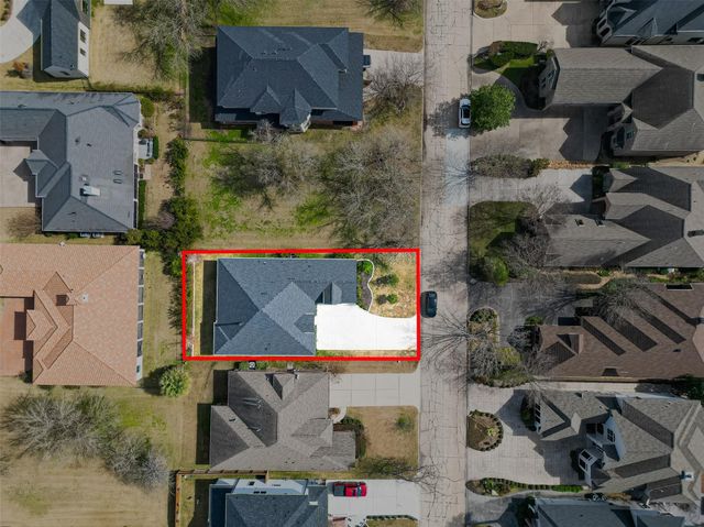 87 Waterford Way, Montgomery, TX 77356