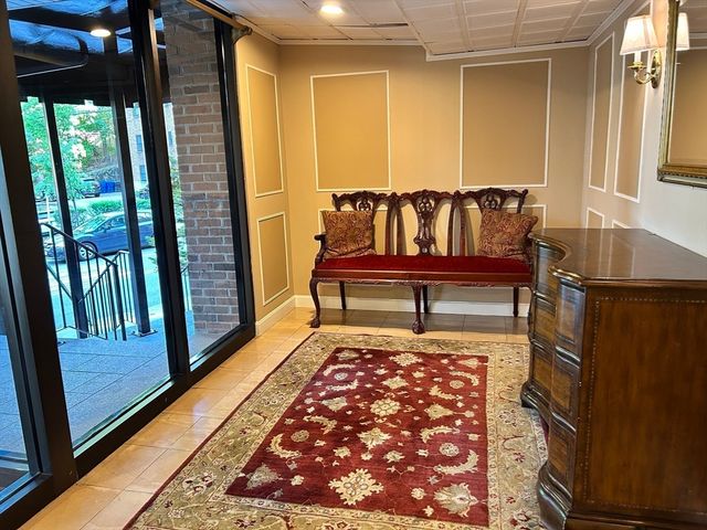 1243 Beacon 6E, Brookline, MA 02445
