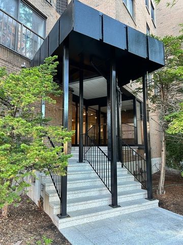 1243 Beacon 6E, Brookline, MA 02445