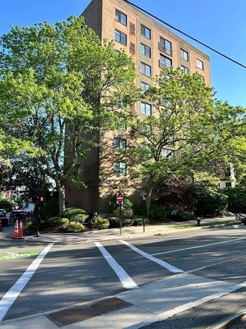 1243 Beacon 6E, Brookline, MA 02445