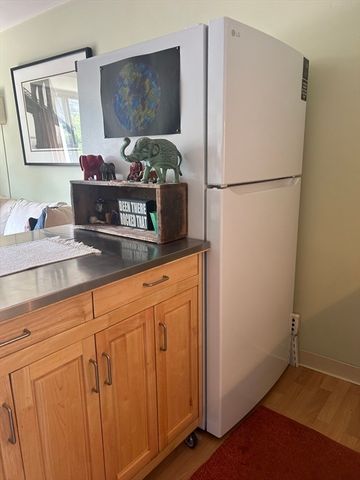 1243 Beacon 6E, Brookline, MA 02445