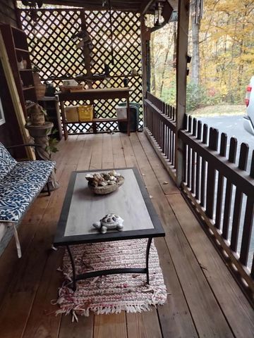 215 Old Log Lick Road, Winchester, KY 40391