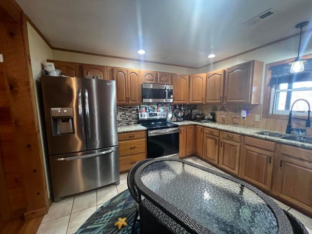 215 Old Log Lick Road, Winchester, KY 40391