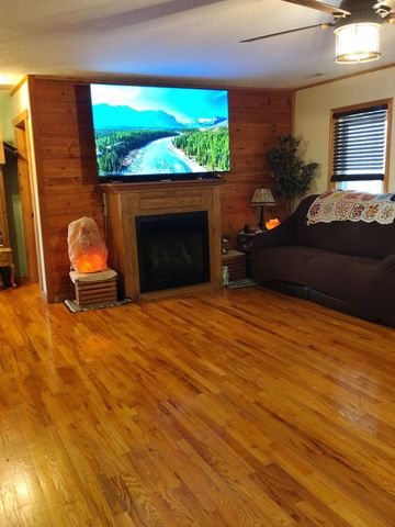 215 Old Log Lick Road, Winchester, KY 40391