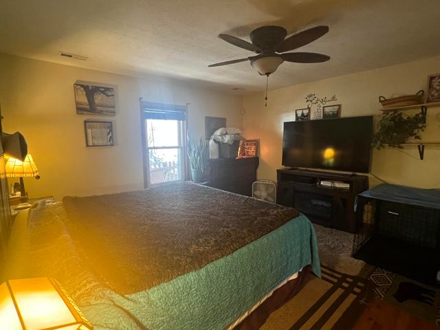 215 Old Log Lick Road, Winchester, KY 40391