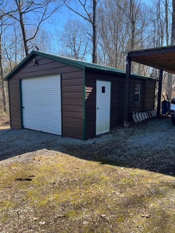 215 Old Log Lick Road, Winchester, KY 40391