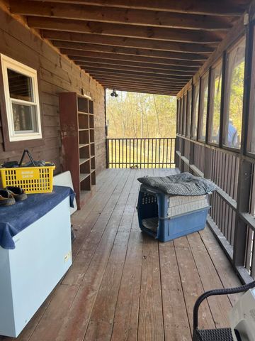 215 Old Log Lick Road, Winchester, KY 40391