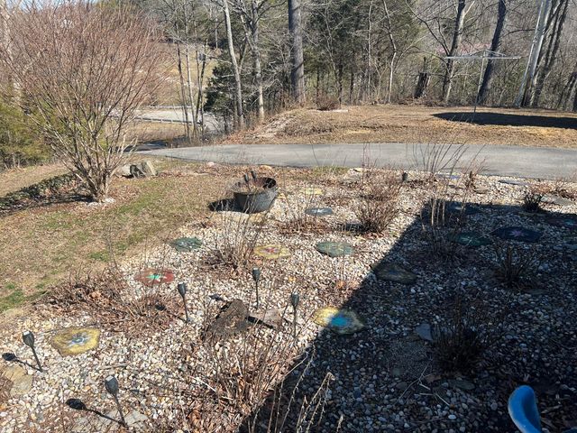 215 Old Log Lick Road, Winchester, KY 40391